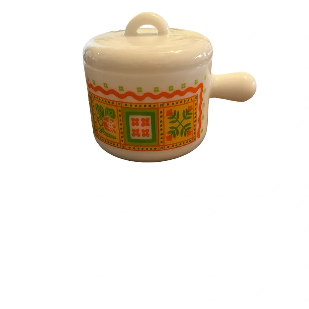 1970´s Avon patchwork print milk glass candle holder/trinket dish